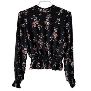 BNWT H&M DIVIDED black Floral Long Sleeve Blouse with smocked waist peplum